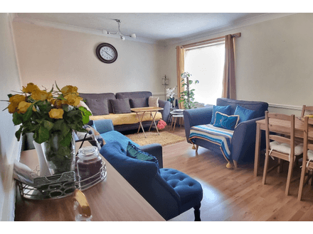 GROUND FLOOR ONE BEDROOM FLAT LOCATED IN BURY PARK IN LUTON